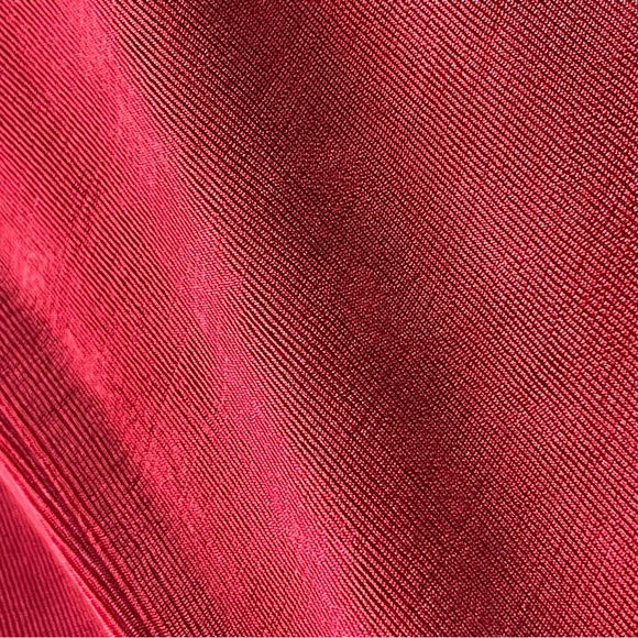 Maravilla Collection Red Top - Picture 6 of 6